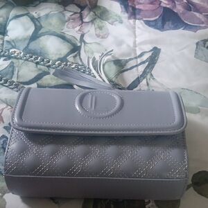 Quilted Chain-Strap Crossbody Bag in Light Gray with Tassel